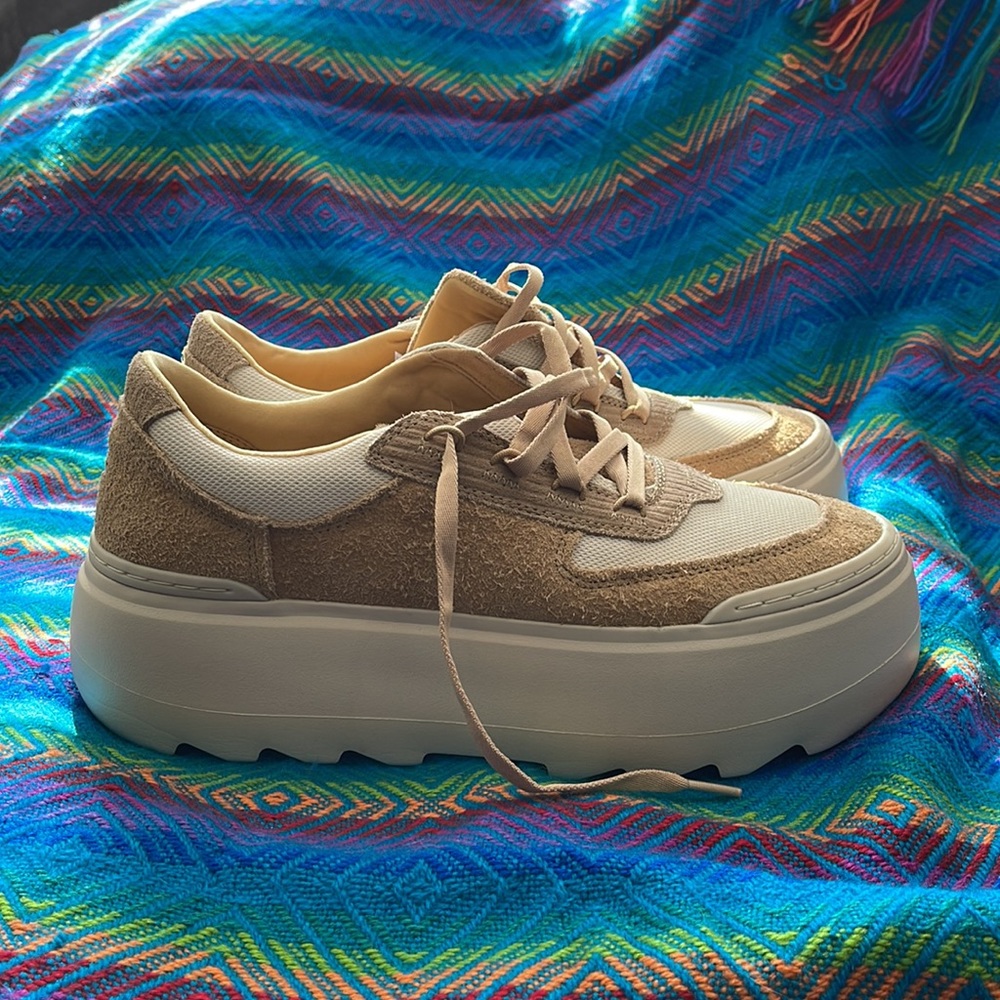 Ugg Mega Marin Lace Platform Sneakers